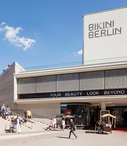 NO WÓDKA Pop-Up Store im BIKINI BERLIN NO WÓDKA Pop-Up Store im BIKINI BERLIN